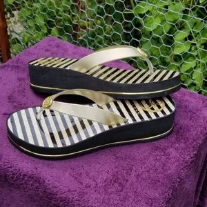 Guess Enzy Flip Flops